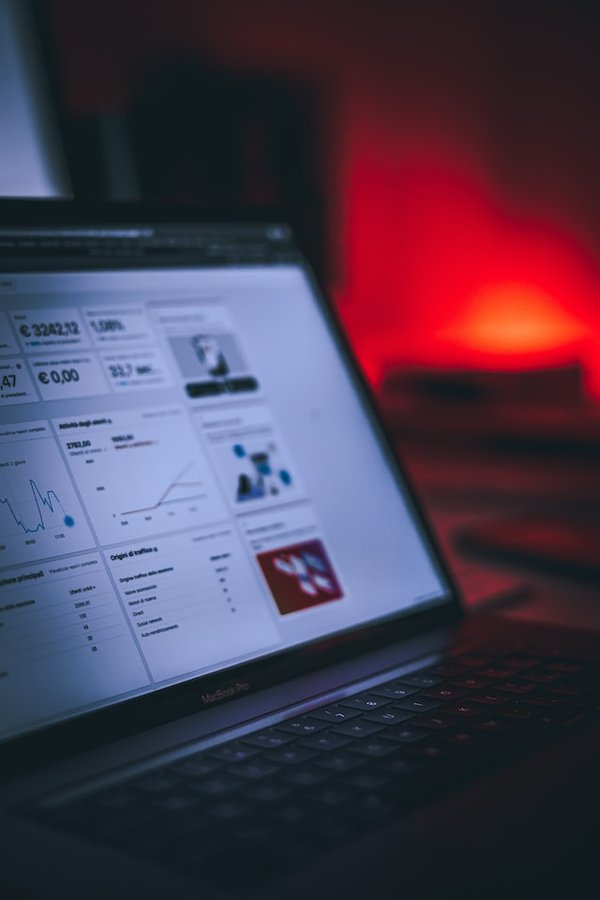 Quelle est la meilleure stratégie de marketing omnicanal pour une entreprise de location de vacances ?